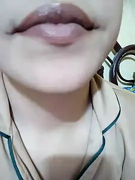 Snapshot of Anki-doll chatting on 17, 2, 2025 Anki-doll online show from 17, 2, 2025