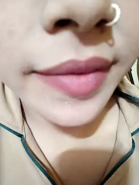 Snapshot of Anki-doll chatting on 25, 2, 2025 Anki-doll online show from 25, 2, 2025
