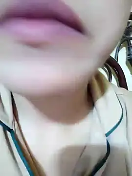 Snapshot of Anki-doll chatting on 21, 3, 2025 Anki-doll online show from 21, 3, 2025