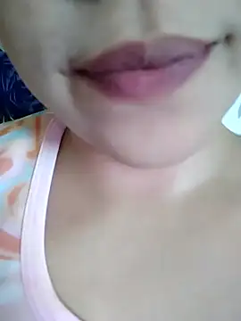Snapshot of Anki-doll chatting on 29, 9, 2025 Anki-doll online show from 29, 9, 2025