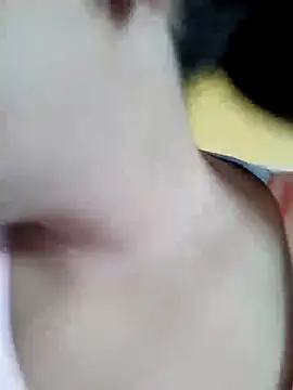 Snapshot of Anki-doll chatting on 13, 10, 2025 Anki-doll online show from 13, 10, 2025