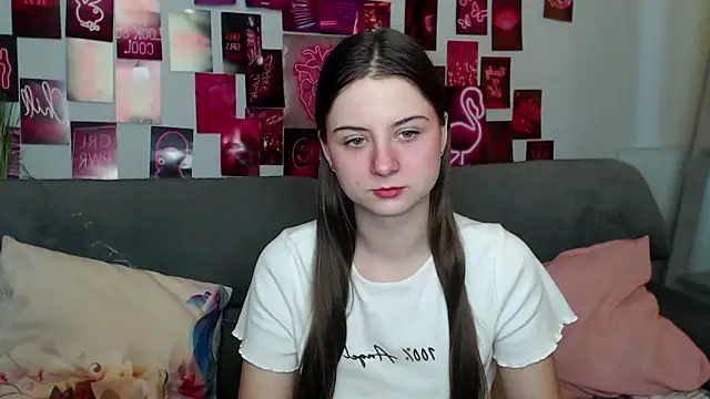 Snapshot of MilanaRoza chatting on 26, 10, 2025 MilanaRoza online show from 26, 10, 2025