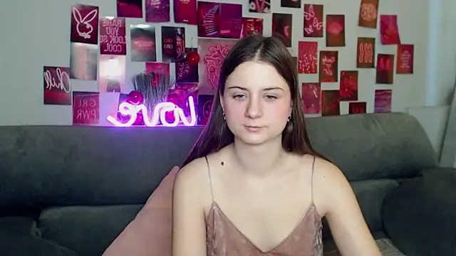 Snapshot of MilanaRoza chatting on 16, 11, 2025 MilanaRoza online show from 16, 11, 2025