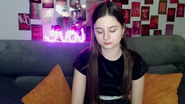 Snapshot of MilanaRoza chatting on 27, 11, 2025 MilanaRoza online show from 27, 11, 2025