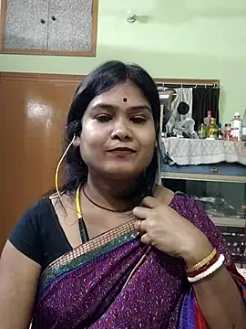 Snapshot of yoursweety09 chatting on 8, 5, 2026 yoursweety09 online show from 8, 5, 2026