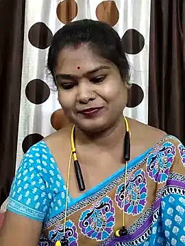 Snapshot of yoursweety09 chatting on 24, 7, 2026 yoursweety09 online show from 24, 7, 2026