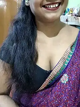 Snapshot of yoursweety09 chatting on 27, 7, 2026 yoursweety09 online show from 27, 7, 2026