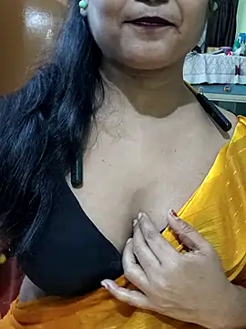 Snapshot of yoursweety09 chatting on 28, 7, 2026 yoursweety09 online show from 28, 7, 2026
