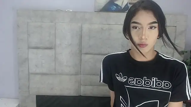 Snapshot of Eban_Dustan chatting on 8, 10, 2025 Eban Dustan online show from 8, 10, 2025