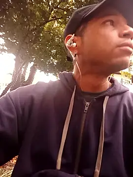 Snapshot of Skrillrx chatting on 18, 12, 2025 Skrillrx online show from 18, 12, 2025