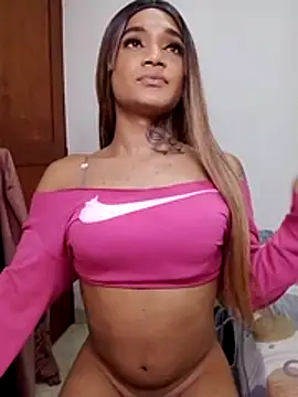 Snapshot of selfsuck_trans chatting on 28, 11, 2025 selfsuck trans online show from 28, 11, 2025