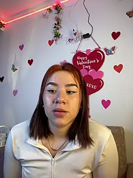 Im Valen Cute online show from 8, 2, 2025