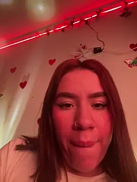 Im Valen Cute online show from 21, 3, 2025