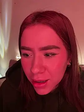 Im Valen Cute online show from 22, 3, 2025