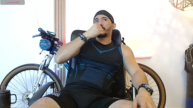 Reiko 85  online show from 14, 1, 2026