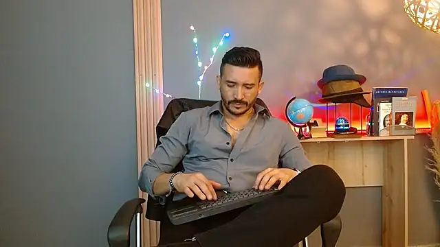 Reiko 85  online show from 19, 3, 2026