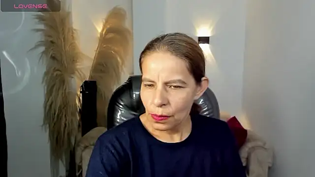 Milf karlye online show from 9, 4, 2026