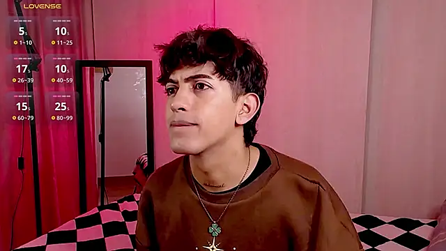 teobowny  online show from 4, 1, 2025