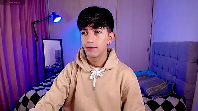 teobowny  online show from 18, 1, 2025