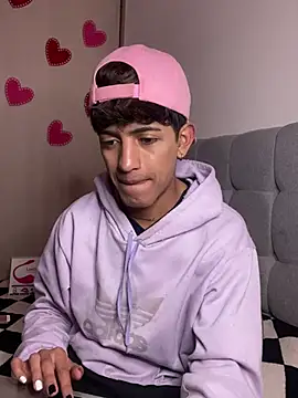 teobowny  online show from 5, 2, 2025