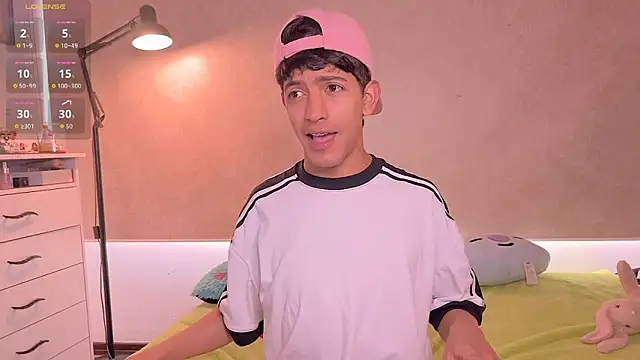 teobowny  online show from 16, 4, 2026