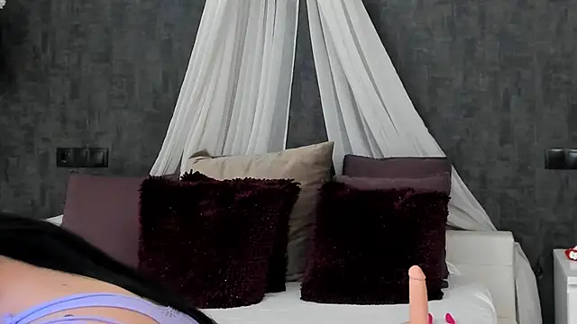 miss sophieX online show from 22, 1, 2025