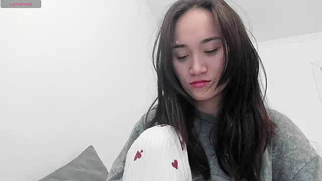 aenie online show from 11, 3, 2025