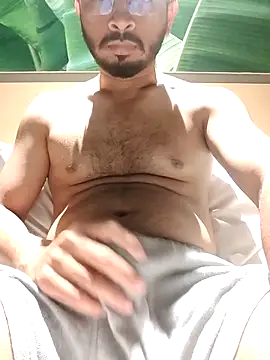 Snapshot of Punekarmanoj97 chatting on 25, 11, 2025 Punekarmanoj97 online show from 25, 11, 2025