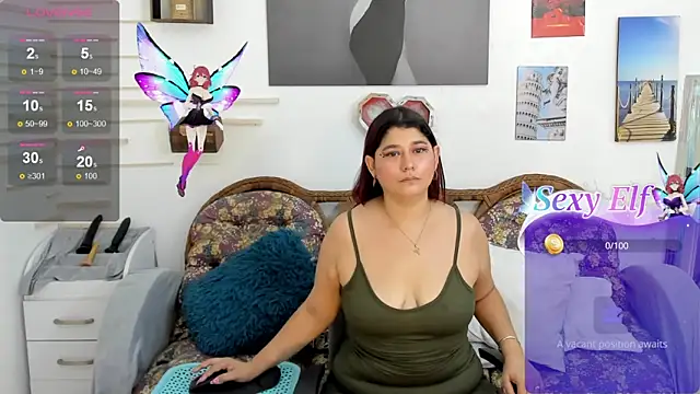 Snapshot of alinabozz1 chatting on 3, 12, 2024 alinabozz1 online show from 3, 12, 2024