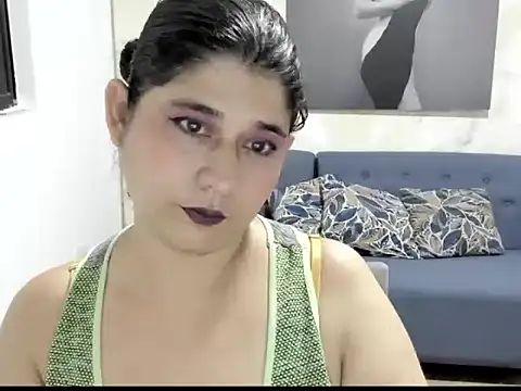 alinabozz1 online show from 6, 6, 2026