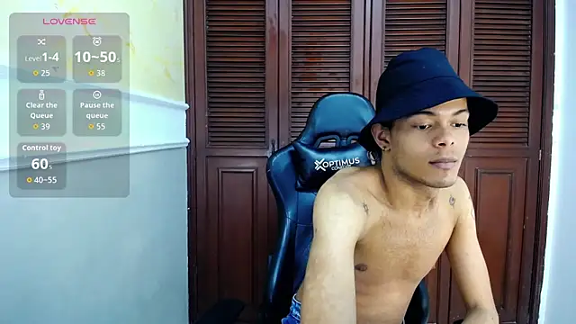 Snapshot of rose_Skinny_ chatting on 19, 9, 2025 rose Skinny online show from 19, 9, 2025