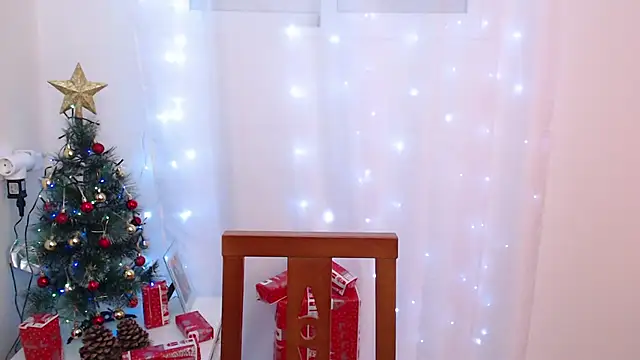 Genesisgems11  online show from 13, 12, 2024