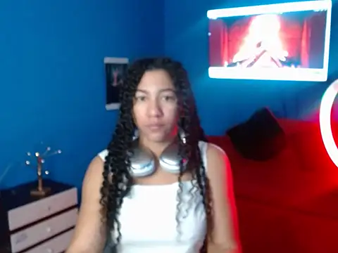 Snapshot of bellacrespalatina chatting on 20, 11, 2025 bellacrespalatina online show from 20, 11, 2025