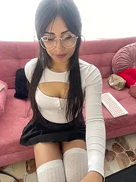 Jade Zephyra online show from 2, 3, 2026