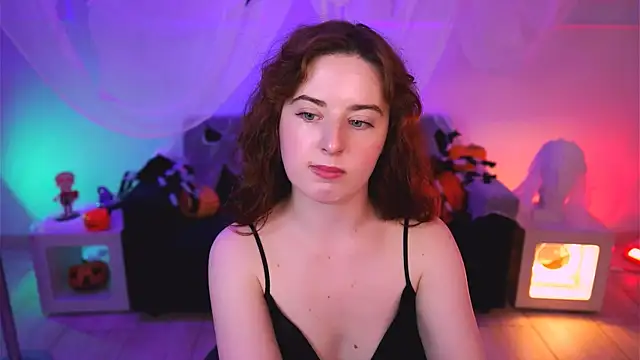 AnnTerry  online show from 31, 10, 2025