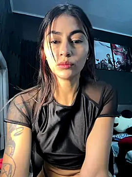 Snapshot of emilie_xx_ chatting on 30, 11, 2025 emilie xx online show from 30, 11, 2025