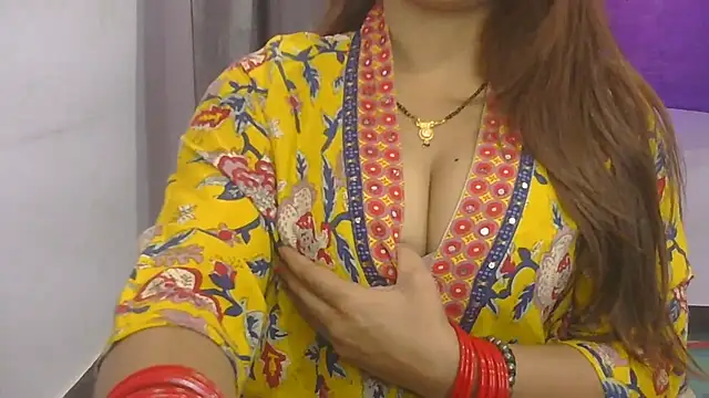 cutie-taara online show from 14, 10, 2025