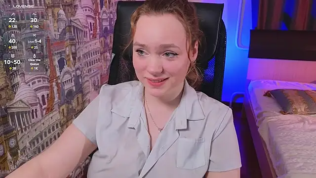 Snapshot of Kari_Lunna chatting on 1, 2, 2025 Kari Lunna online show from 1, 2, 2025