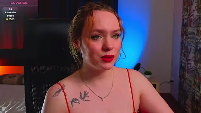 Snapshot of Kari_Lunna chatting on 12, 3, 2025 Kari Lunna online show from 12, 3, 2025