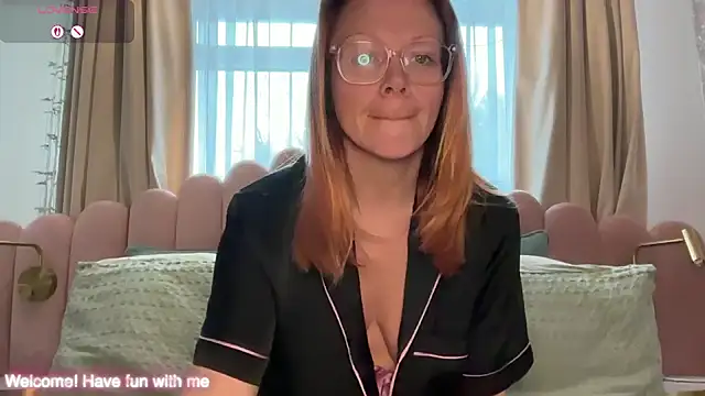 MelodyRoseUk online show from 27, 3, 2026