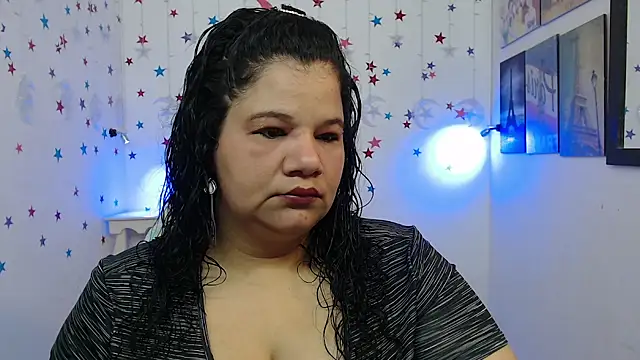 Snapshot of may_prg chatting on 4, 12, 2024 may prg online show from 4, 12, 2024