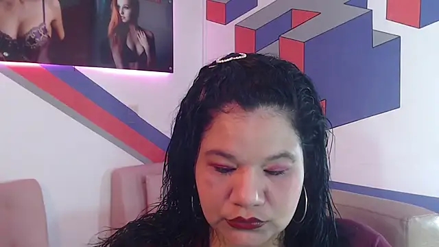 Snapshot of may_prg chatting on 12, 12, 2024 may prg online show from 12, 12, 2024