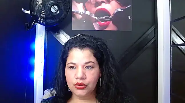 Snapshot of may_prg chatting on 10, 1, 2025 may prg online show from 10, 1, 2025