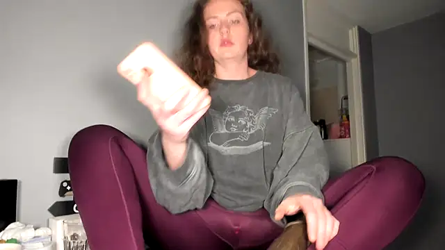 ENGLISHEMILY 69 online show from 4, 3, 2025