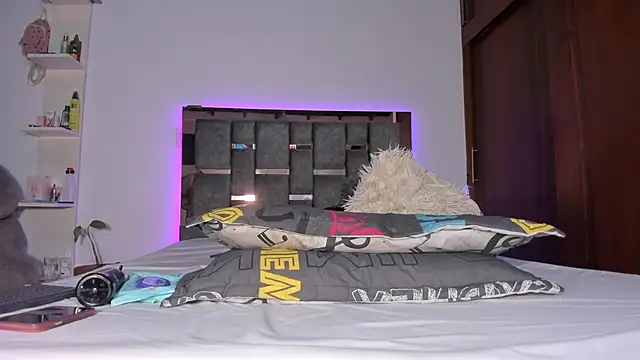 Carol M8 online show from 26, 9, 2025