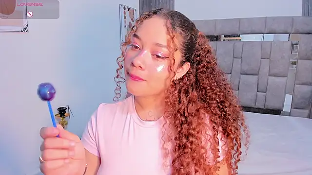 zulyjones online show from 5, 11, 2025