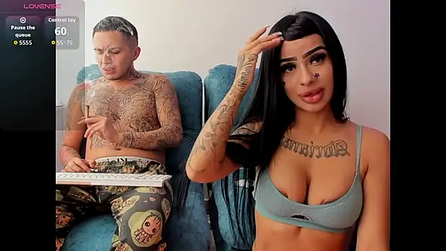 Snapshot of tamy_ian chatting on 19, 12, 2025 tamy ian online show from 19, 12, 2025