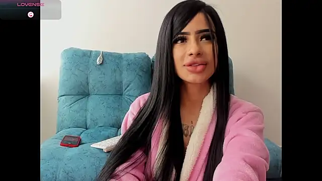 Snapshot of tamy_ian chatting on 13, 1, 2026 tamy ian online show from 13, 1, 2026