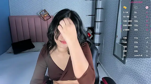 Snapshot of DENISERICHARD2 chatting on 7, 10, 2025 DENISERICHARD2 online show from 7, 10, 2025