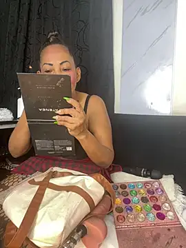 chiquimaturesexy online show from 17, 3, 2026